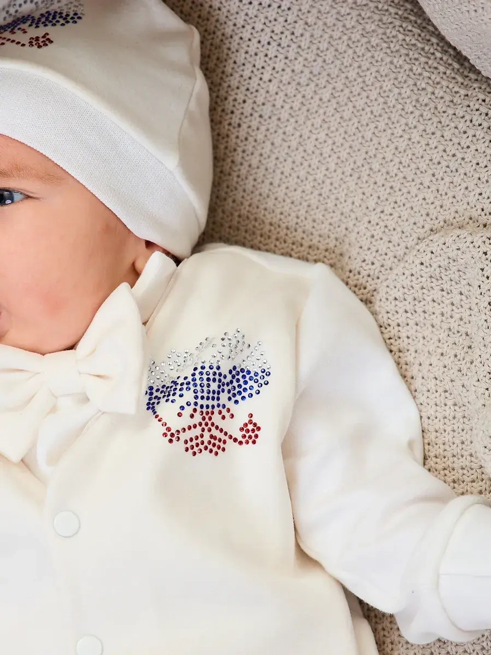 Комбинезон для новорожденного с гербом