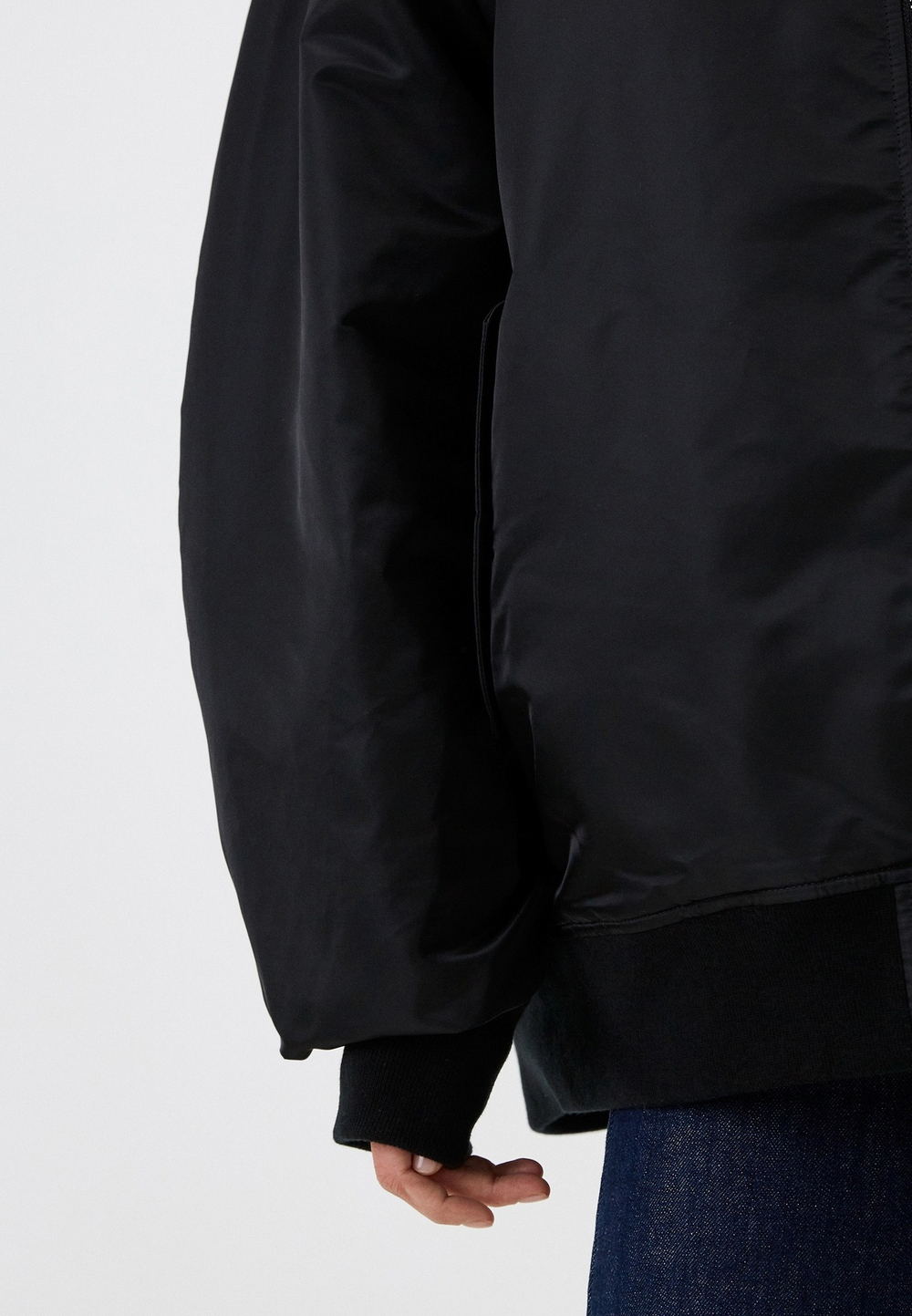 Куртка утепленная женская ALPHA INDUSTRIES OVERSIZED MA-1 MOD FLIGHT JACKET W