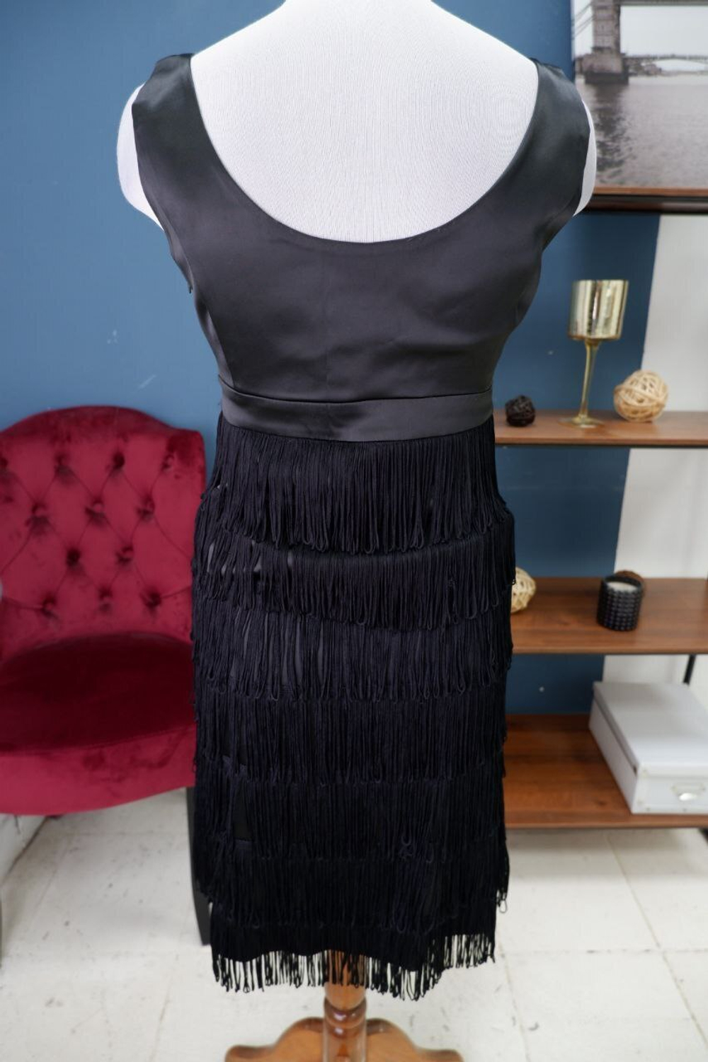 Платье оригинальное 42 размер