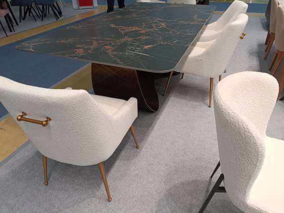 Стул Senna, белое букле с золотыми ножками