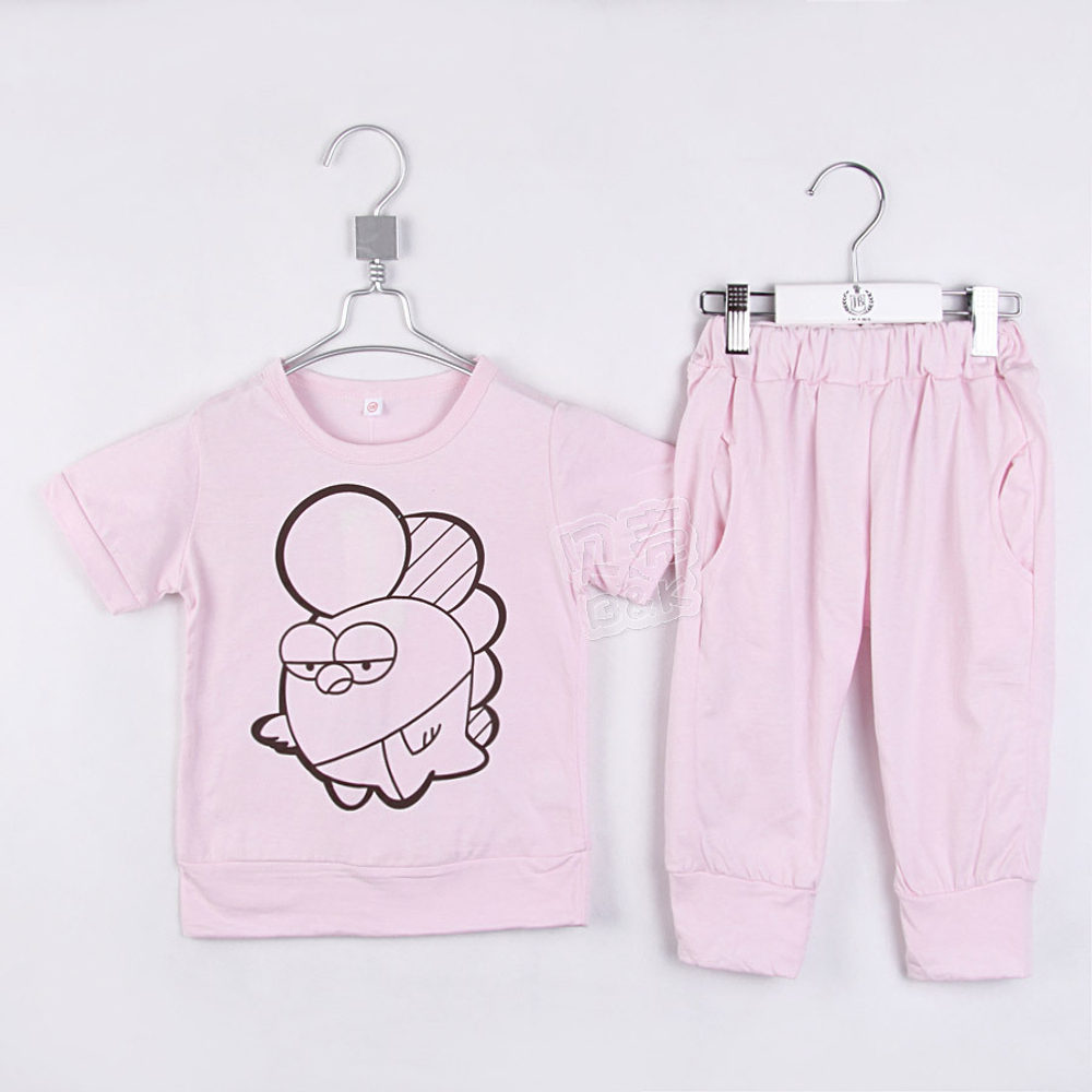 Костюм из футболки и штанов с принтом в виде птички