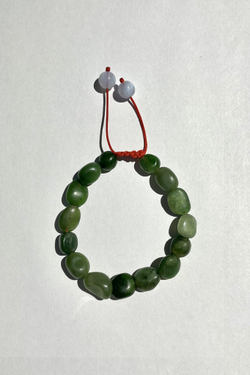 Браслет JADE из зеленого нефрита на нити