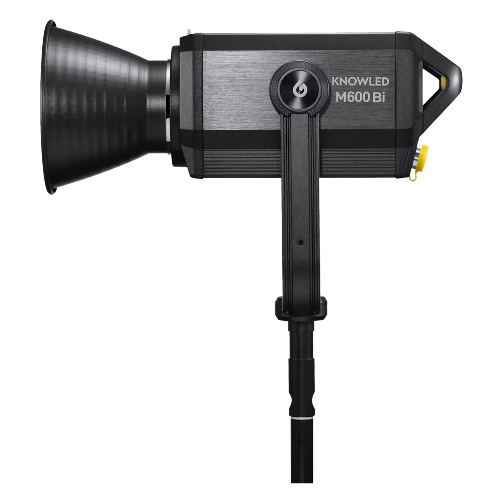 Осветитель светодиодный Godox Knowled M600Bi