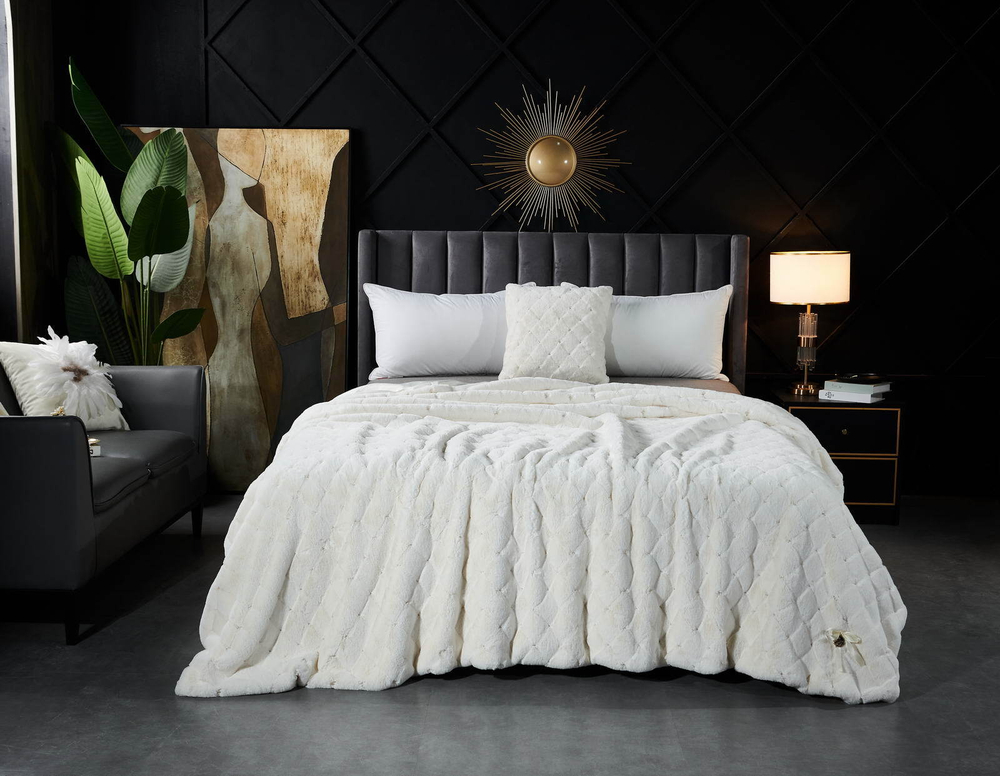 Плед 220x240 Sofi De MarkO Бернард молочный