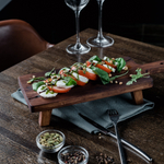 Деревянная сервировочная  доска для подачи блюд и закусок из древесины кедра. Art of Siberia. RD9