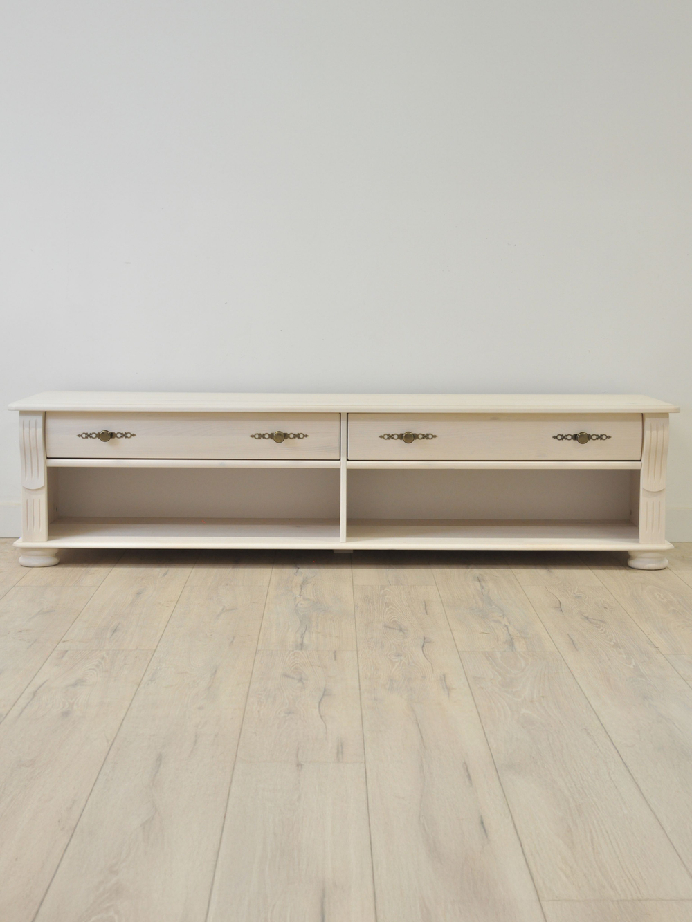 Тумба под телевизор Сюзанна, 160 см, с ящиками, белый