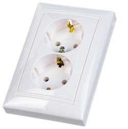 4370/4400 Розетка 2 поста с заземлением 1 шт белая