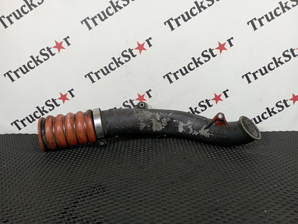 Патрубок интеркулера