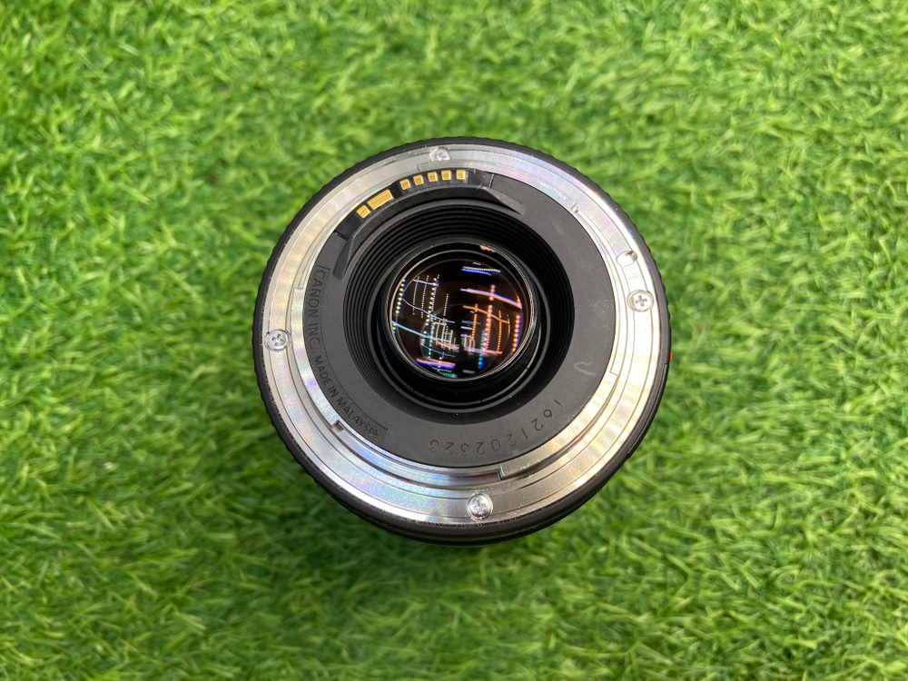 Canon EF 75-300mm 4-5.6 III