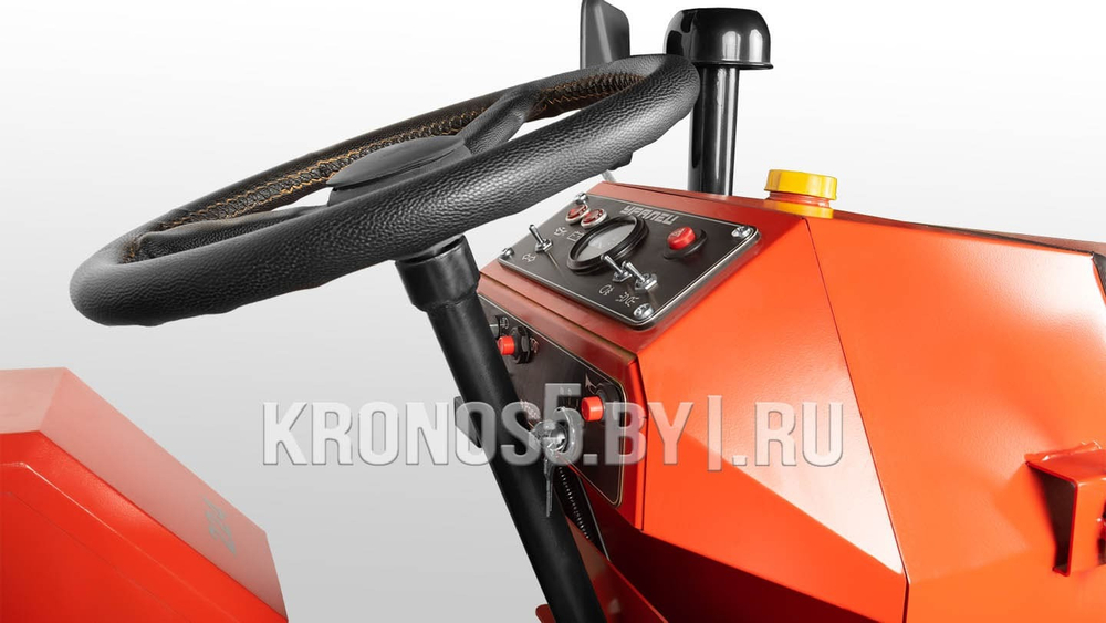 Трактор Уралец 220