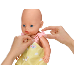 BABY born - Дождевик Для куклы 43 см 836460 / артикул   836460  / GTIN 4001167836460