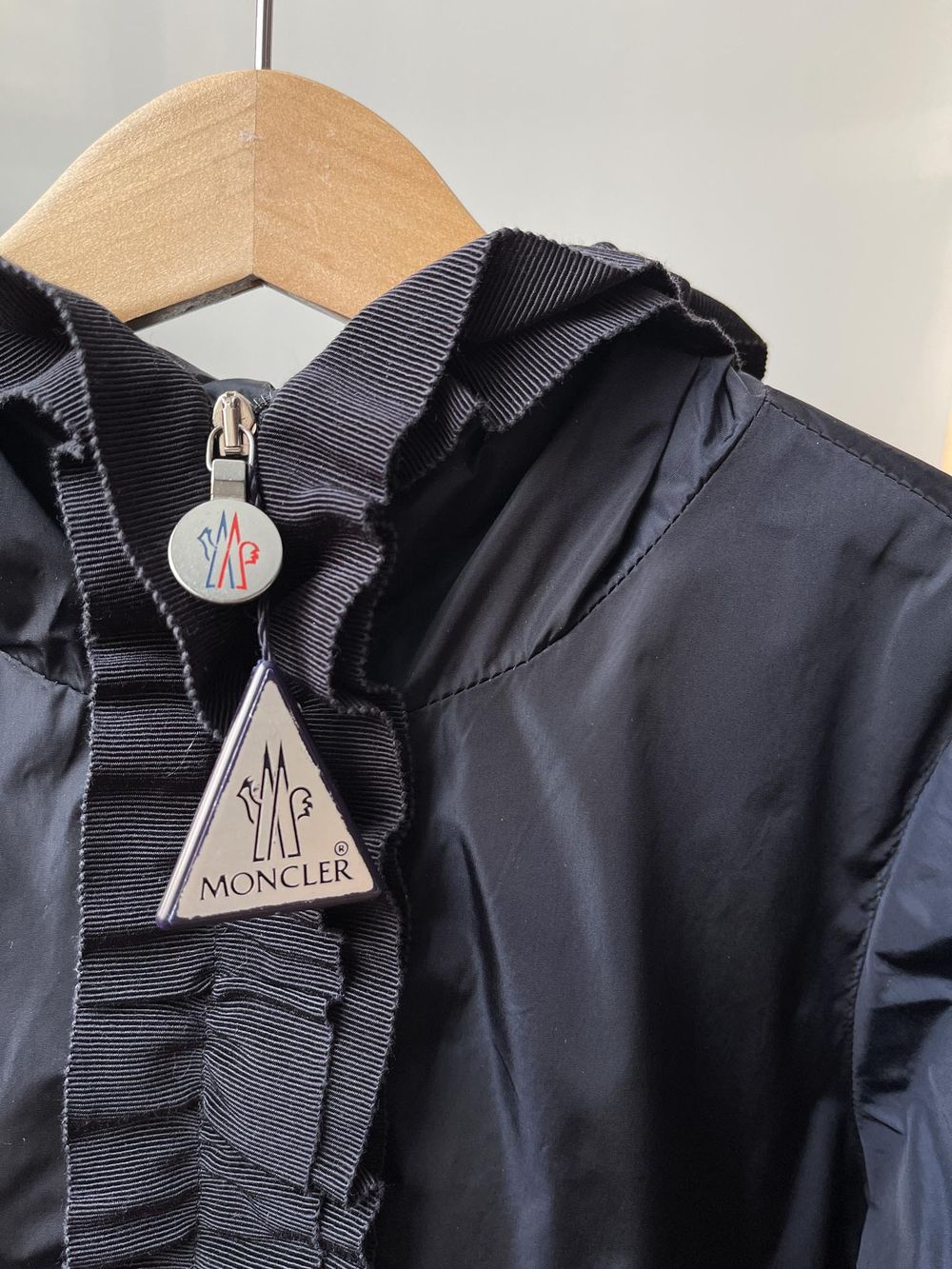 Ветровка Moncler