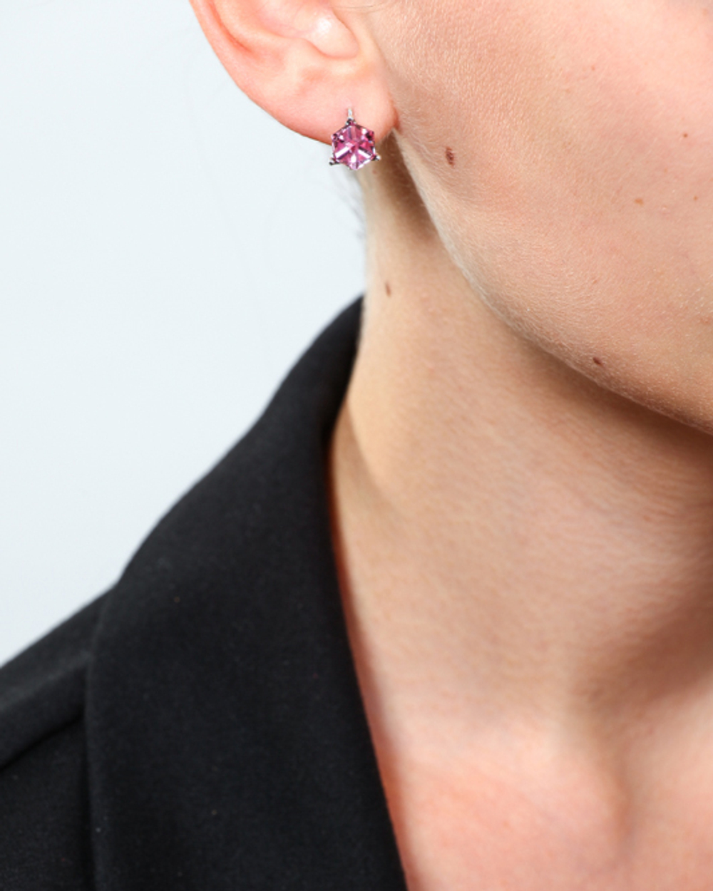 "Кубик" серьги в серебряном покрытии из коллекции "Леди" от Jenavi с английским замком