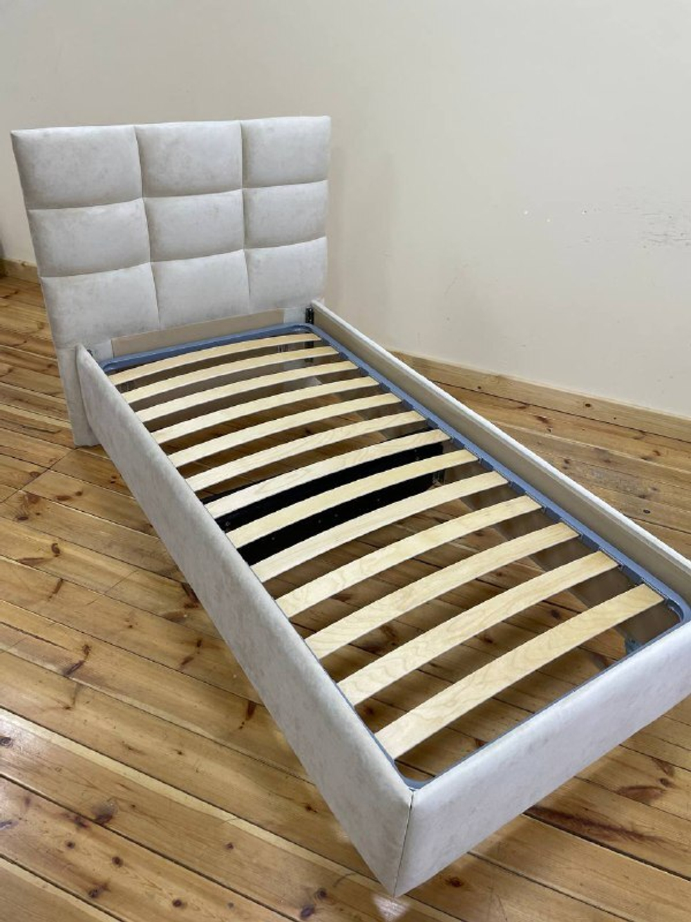 Кровать ComoVeda 8 Лофти Айвори 190*90 (без основания)