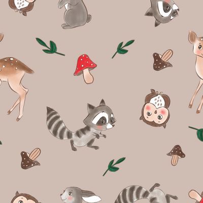 Лесные животные на бежевом