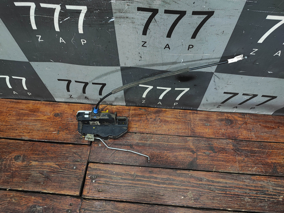 Замок двери передней левой Chevrolet, Opel Cruze (J300), Astra J  Б/У Оригинал 13579518