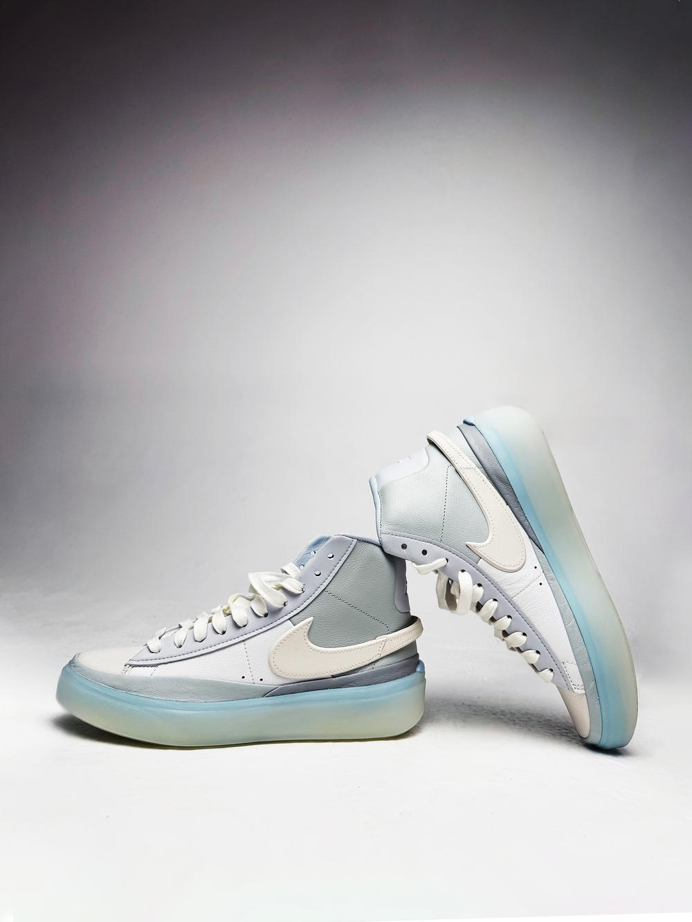 Кроссовки Nike Blazer Phantom