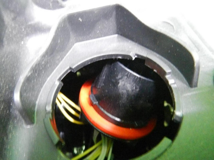 Фара левая Range Rover Vogue 4 (2012-2017) ксенон