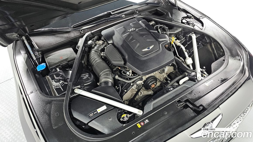 Genesis G90 3.8 AWD (02.2021)