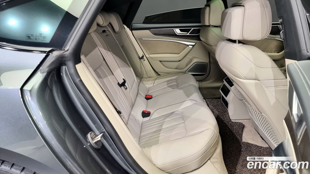 Audi A7 (4K) 50 TDI Quattro Premium (07.2020)