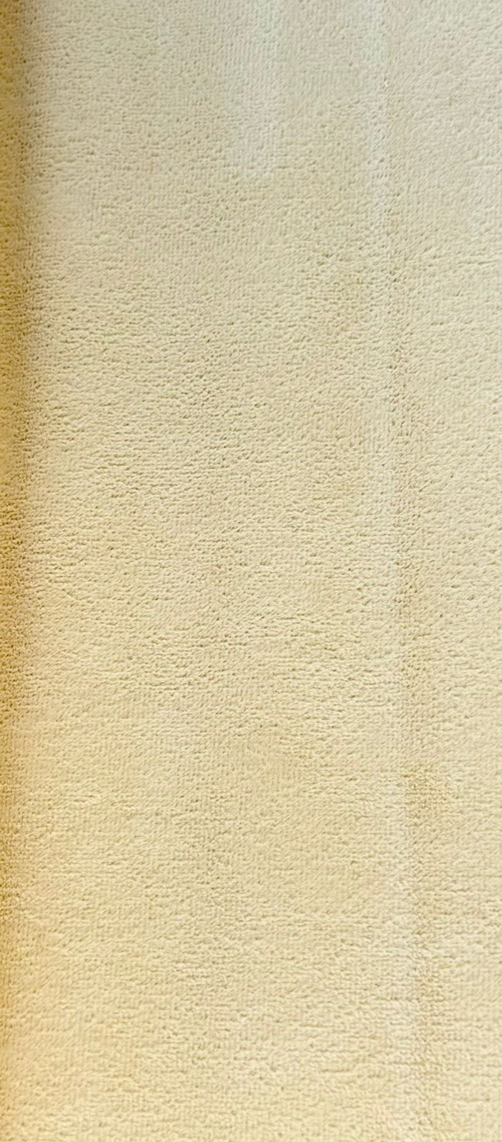 Ткань мебельная : Велюр
Износостойкость : 100 000 циклов
Состав : 100% полиэстер
Плотность : 440 гр/м2
Ширина : 142 см
Уход : Сухая чистка, бесщелочными растворами
не использовать при  чистке жесткие щетки