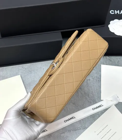 Сумка женская Chanel Timeless Jumbo бежевый