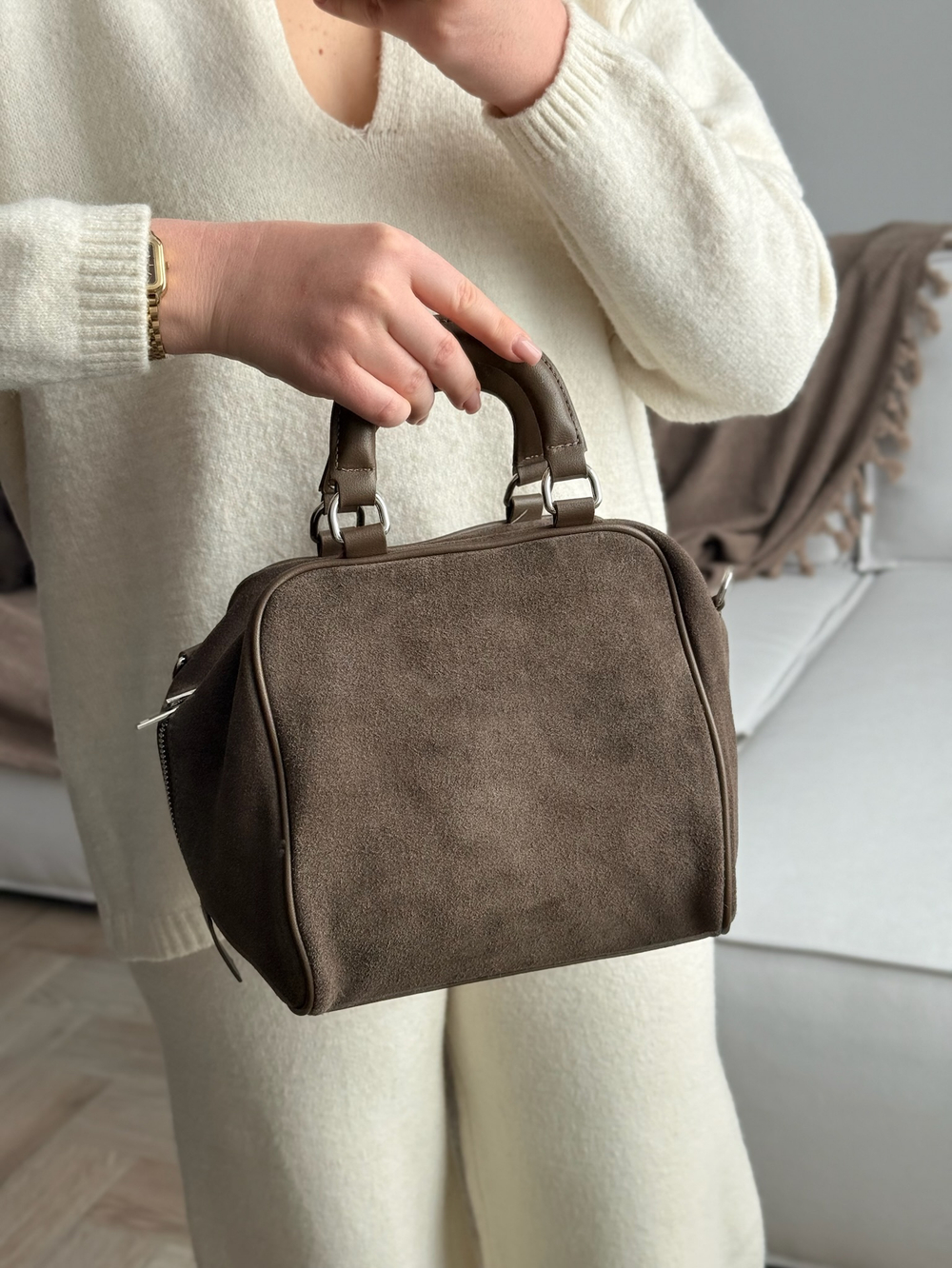 Сумка из натуральной замши