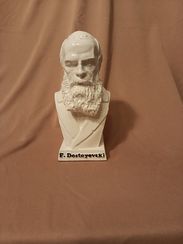 Fyodor Dostoyevski Büstü