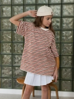 Футболка в коричневую полоску для девочки