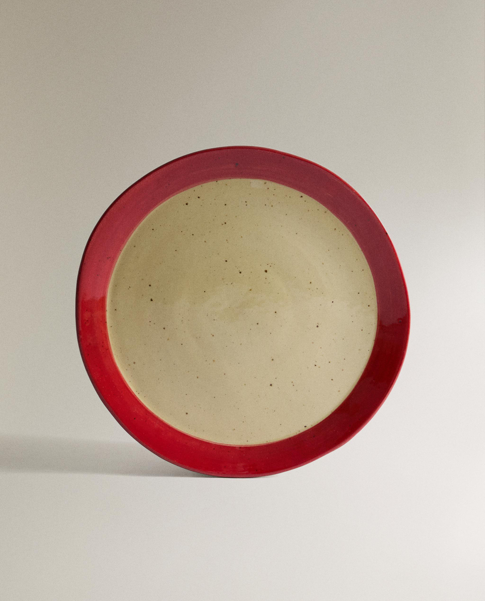Zara Home тарелка обеденная из фаянса, цвет бордовый, 27 см