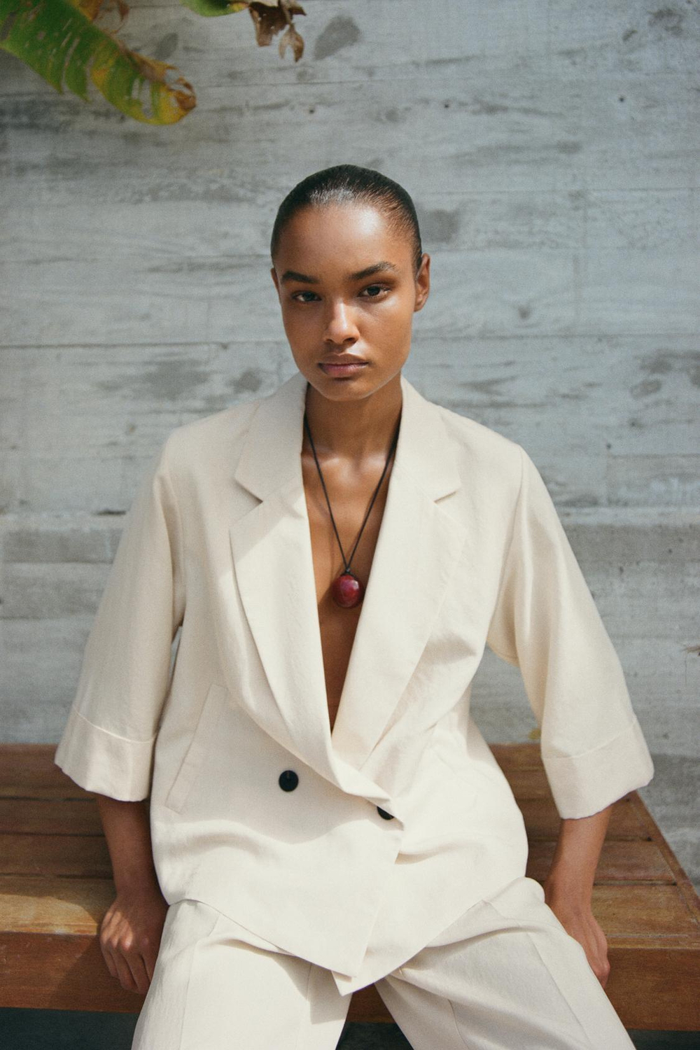 ZARA ДВУБОРТНЫЙ БЛЕЙЗЕР С РУКАВАМИ ТРИ ЧЕТВЕРТИ, ЭКРЮ