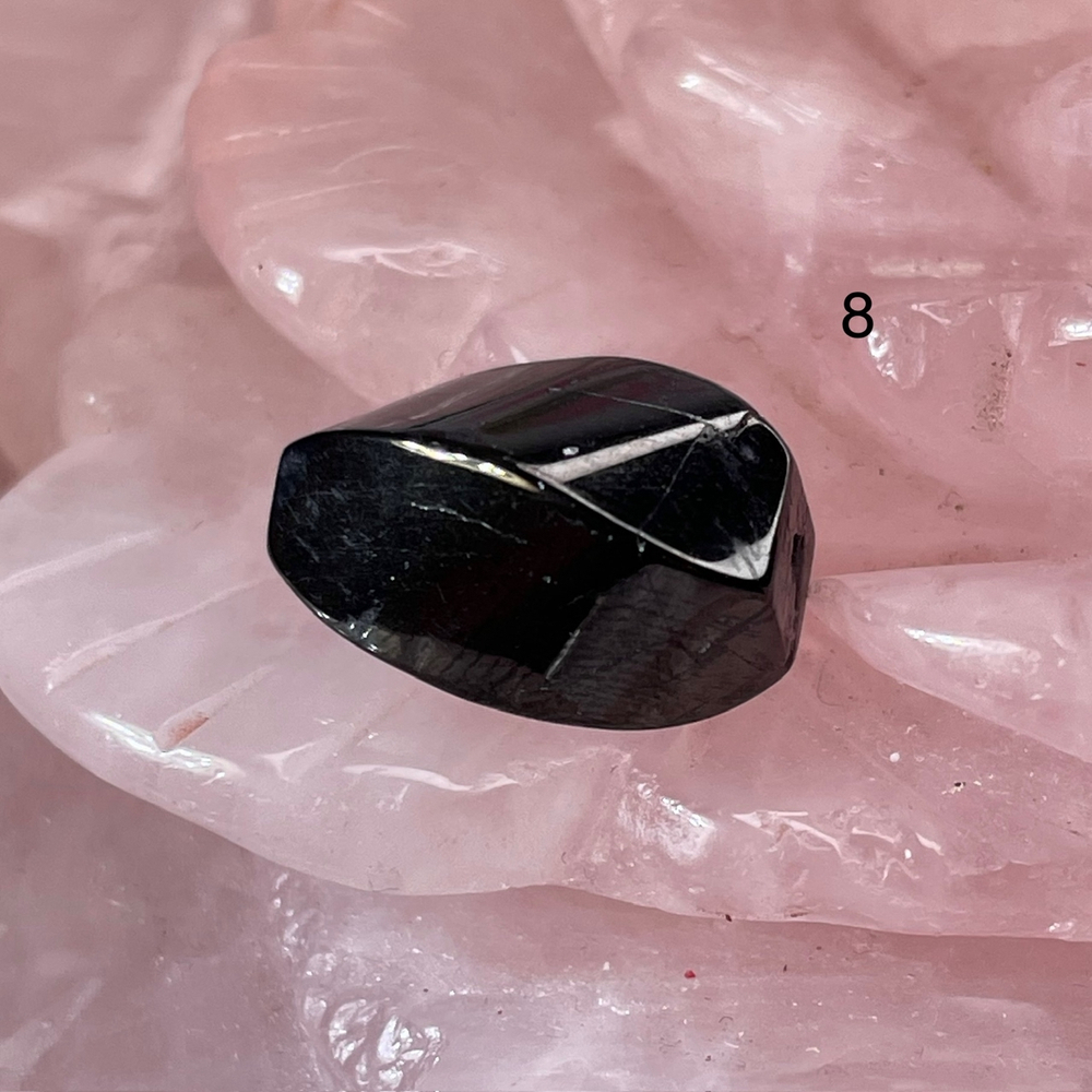 54580 Шунгит элитный Бусина витая 8*12мм-26