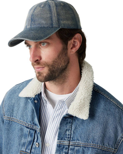 Кепка Levis ESSENTIAL CAP синий
