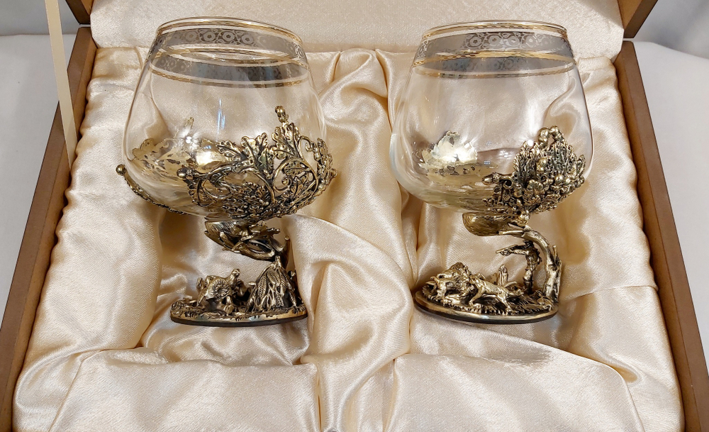 Набор из 2-х бокалов для коньяка "Охота на глухаря и Охота на кабана" (подарочный футляр)