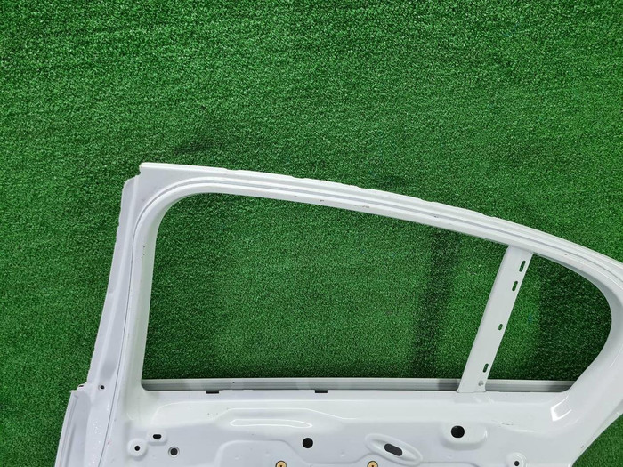 Дверь задняя правая Jaguar XE (2015-н.в.)