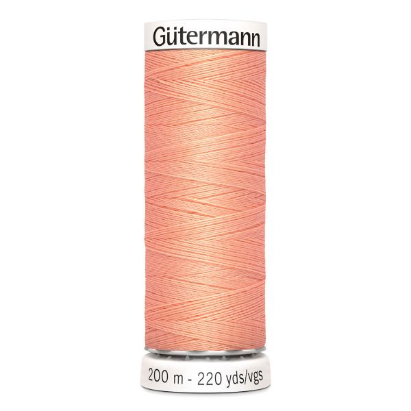 Нитки универсальные Gutermann Sew-all 100 (200 метров), 5 кат. | 586 спелый персик