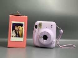 FujiFilm Instax Mini 11