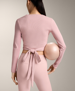 Oysho Футболка с длинными рукавами на запахе в рубчик, розовый