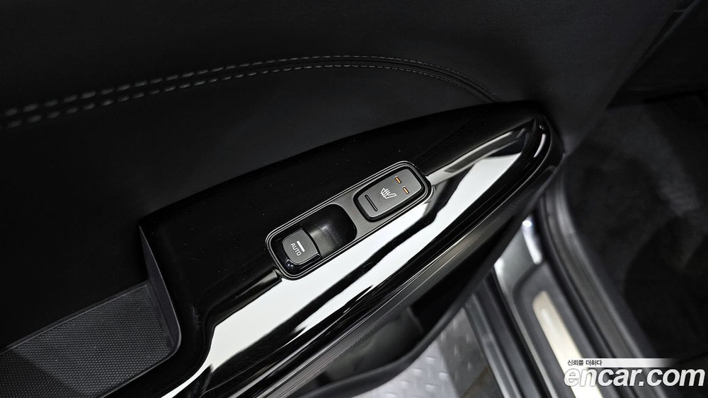 Kia K7 (Cadenza) Premier Hybrid Noblesse (01.2021)