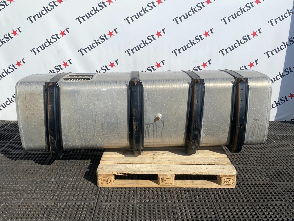 Бак топливный в сборе 700L 2023г.