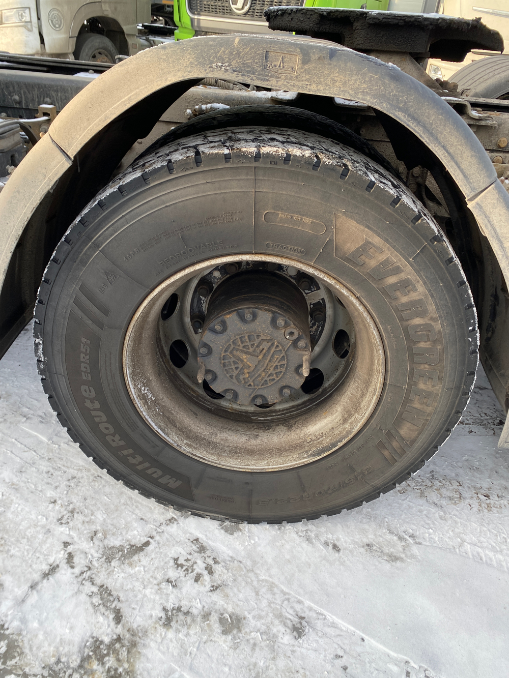 МАЗ 64A028 6x4 Седельный тягач 64А028-570-020 (Дизельный, 11,6 л, 423 л.с., МТ)