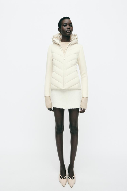 ZARA СТЕГАНАЯ КУРТКА С КОНТРАСТНЫМИ ДЕТАЛЯМИ, ЭКРЮ