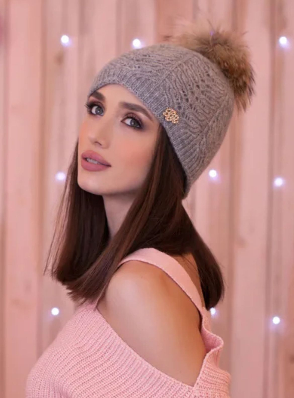 Шапка с бубоном Braxton