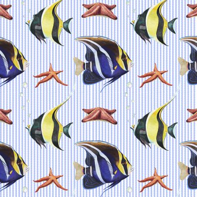 Тропические рыбки с полосатым фоном