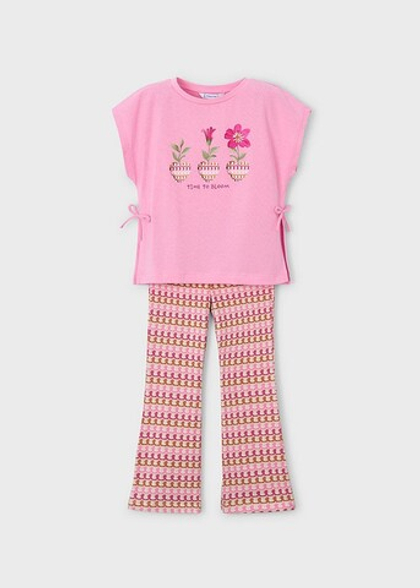 топ с леггинсами