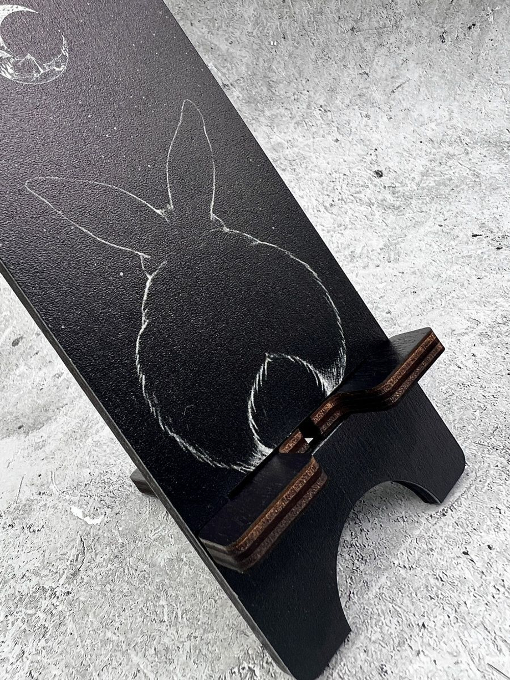 Подставка для телефона деревянная