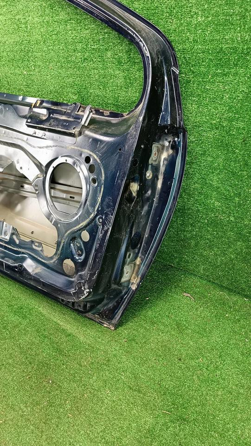 Дверь передняя левая Peugeot 308 1 T7 (2007-2015)