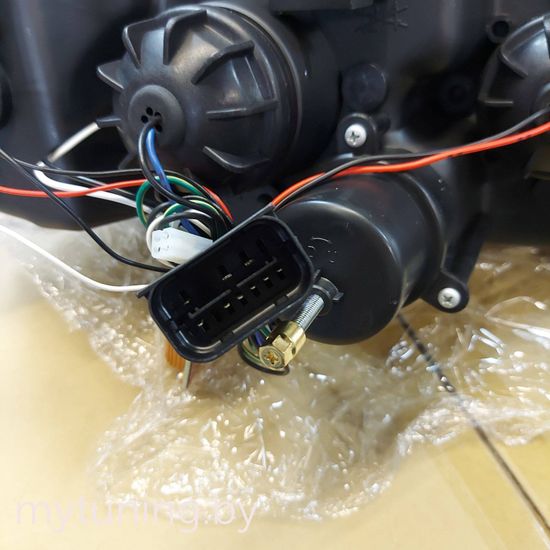 Передние фары 3D ANGEL EYES LED BLACK для BMW 3 E90 E91