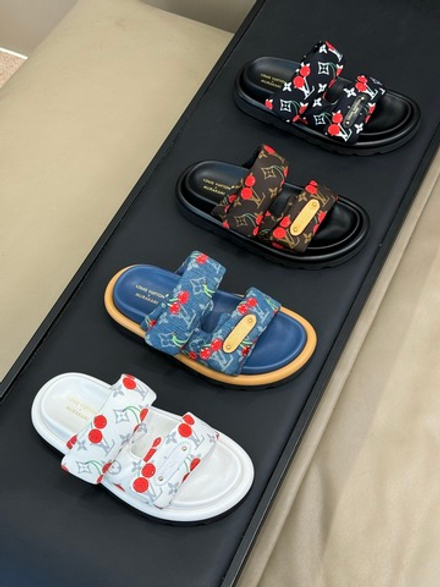 Louis Vuitton Pool Pillow Flat Comfort Mule (4 colors)