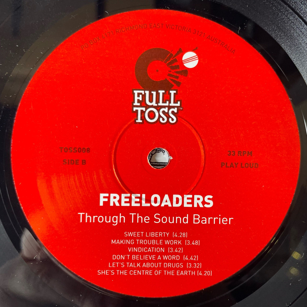 Винтажная виниловая пластинка LP Freeloaders, Through The Sound Barrier (Австралия 2000)